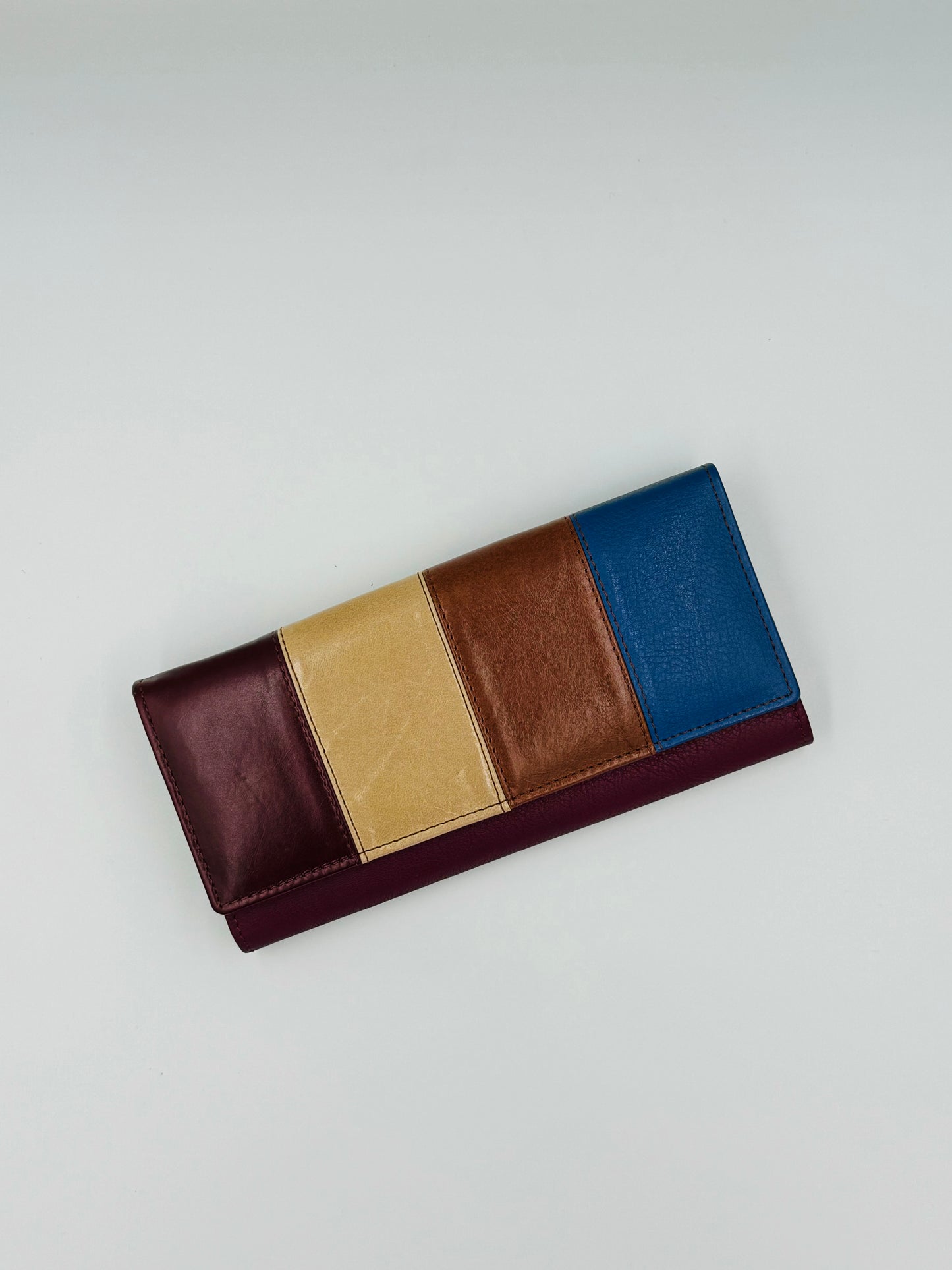 Lisa Purse